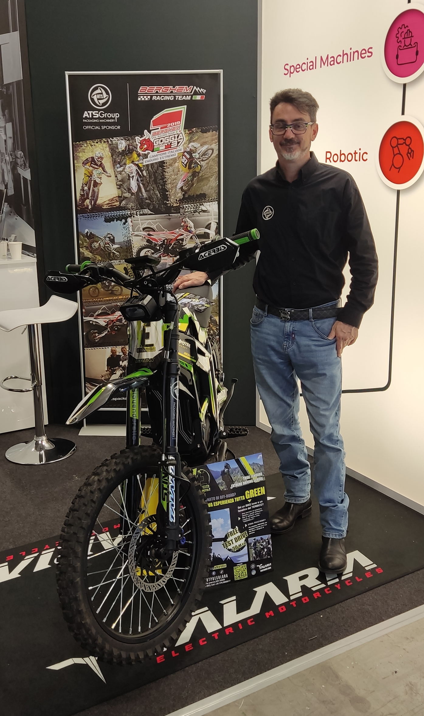 Dettaglio dello stand ATS con progetto Elettro Endurello a Ipack-Ima Milano